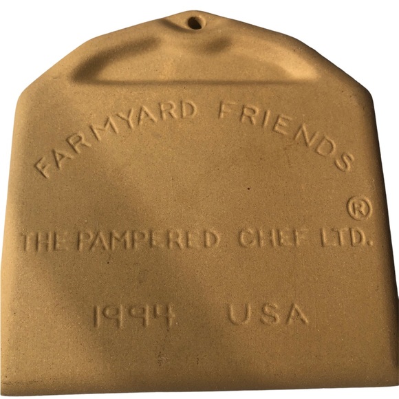 The pampered Chef Set Stoneware sensations cook book and  P/C1994 cookie mold - Picture 9 of 9